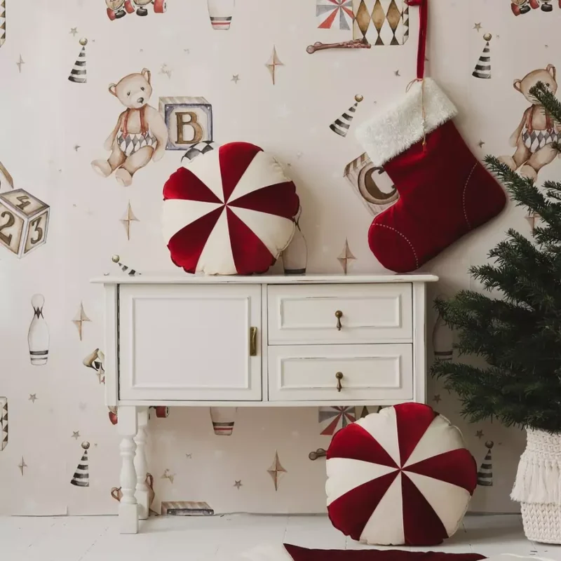 mata świąteczna czerwony cukierek prezent dla dziecka gwiazdka