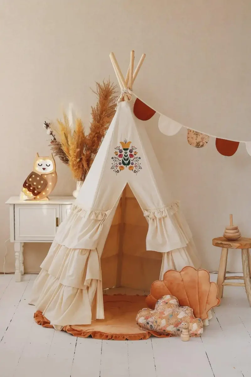 namiot tipi z falbanami zabawa dziecko luuv concept